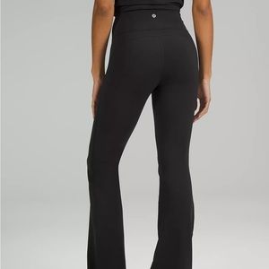 Size 8 Black Groove High-rise Lululemon Leggings